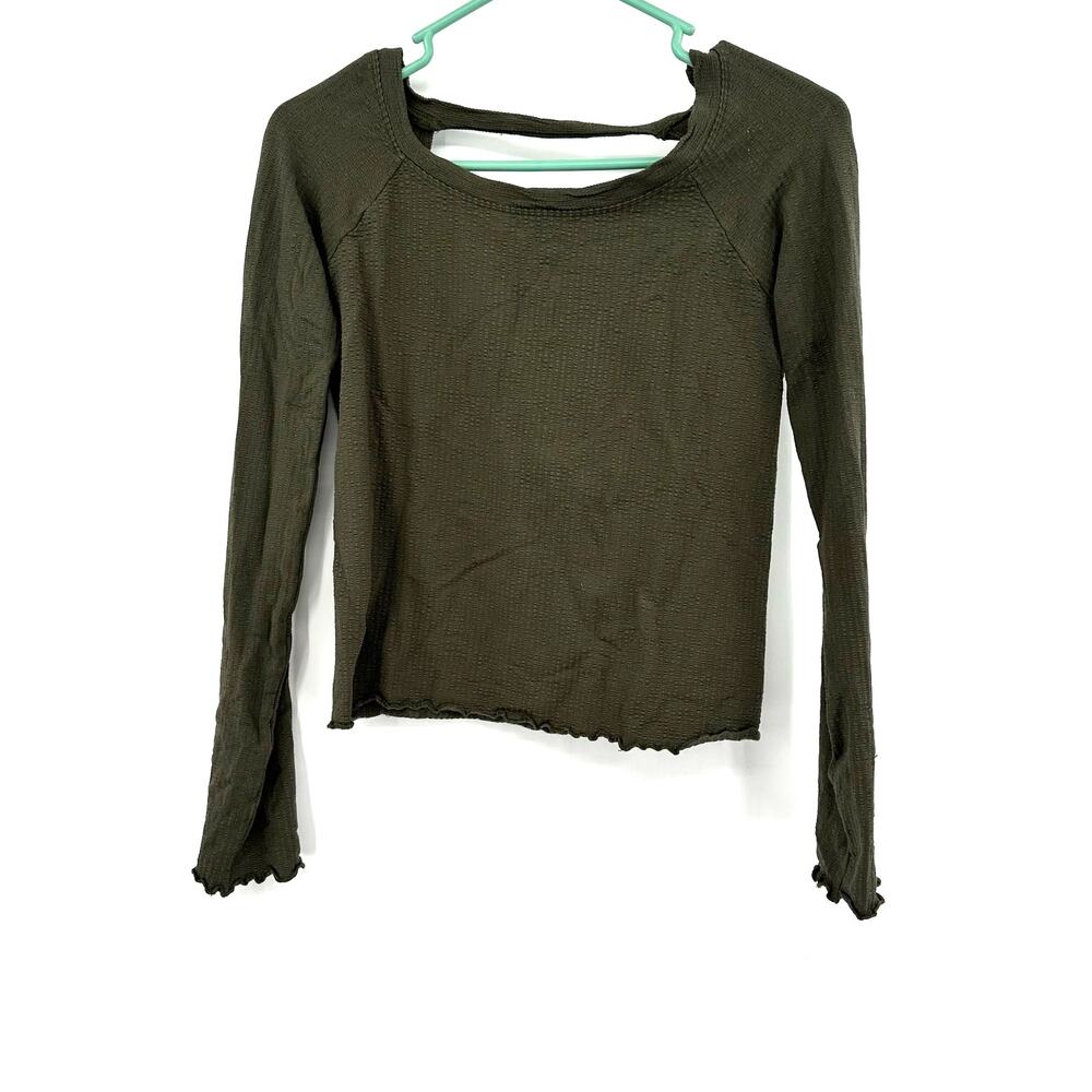 Free People Shirt Size Medium Olive Green Waffle Long Sleeved Crop Top Open Back